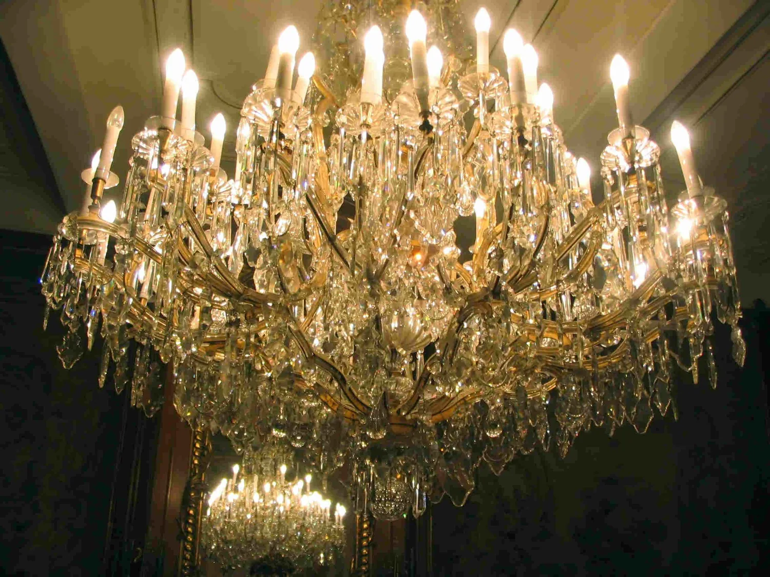 Christmas candle decoration